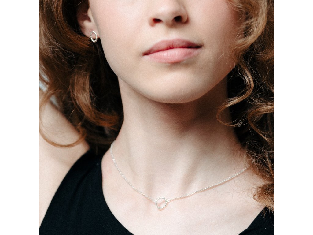 strieborne-nausnice-vivre