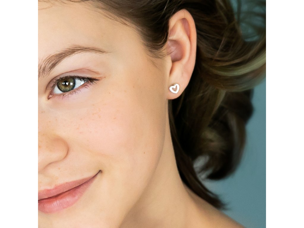 dievcenske-nausnicky