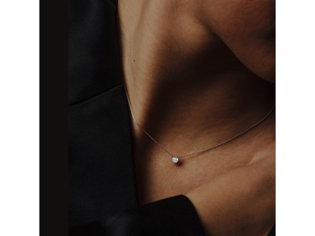 zlaty-nahrdelnik-aura